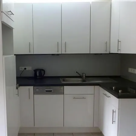 Top Location At The University Apartment Munich